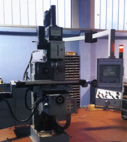 Fresatrice CNC Comu - Plastin Gold